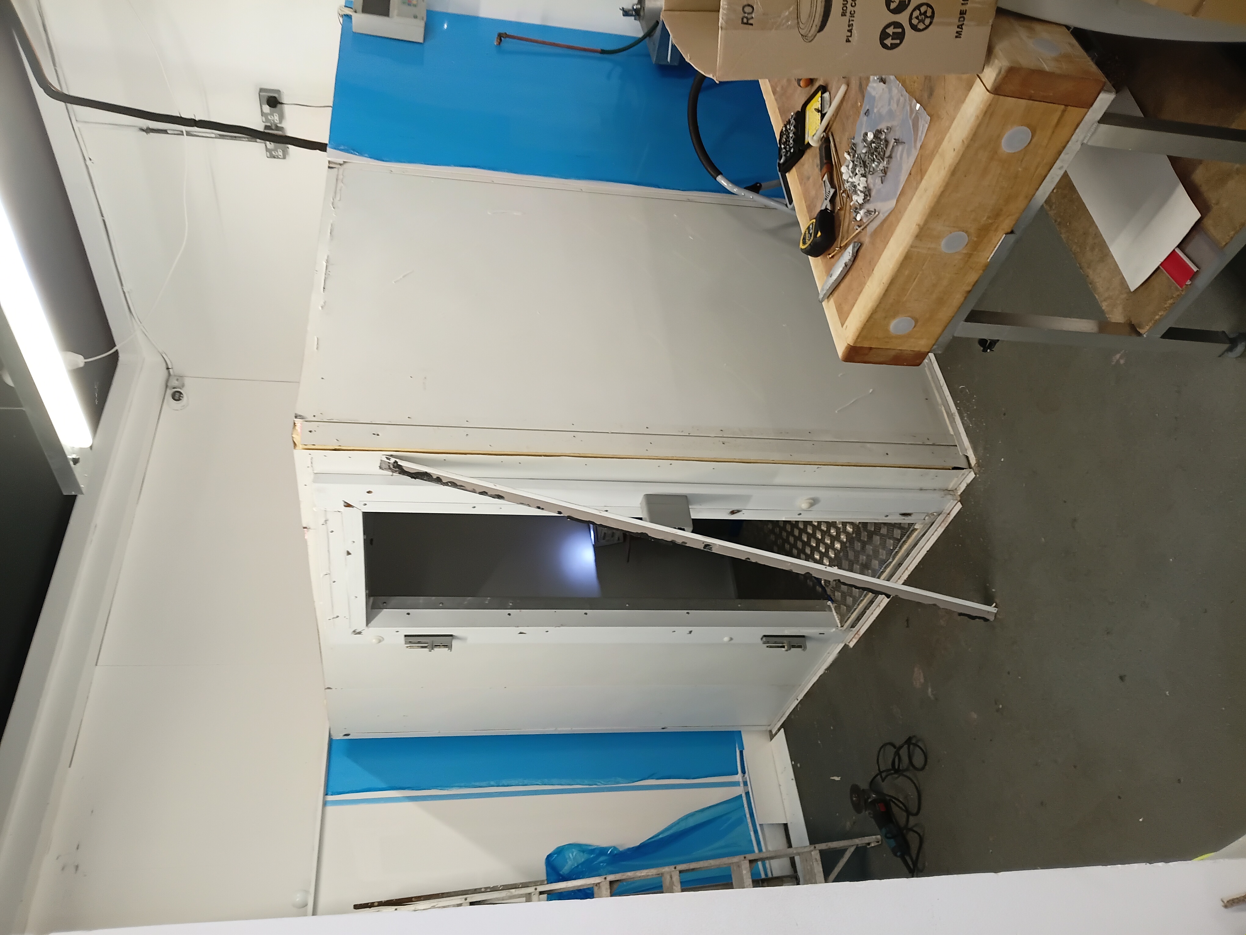 Cold room extension and new freezer room build