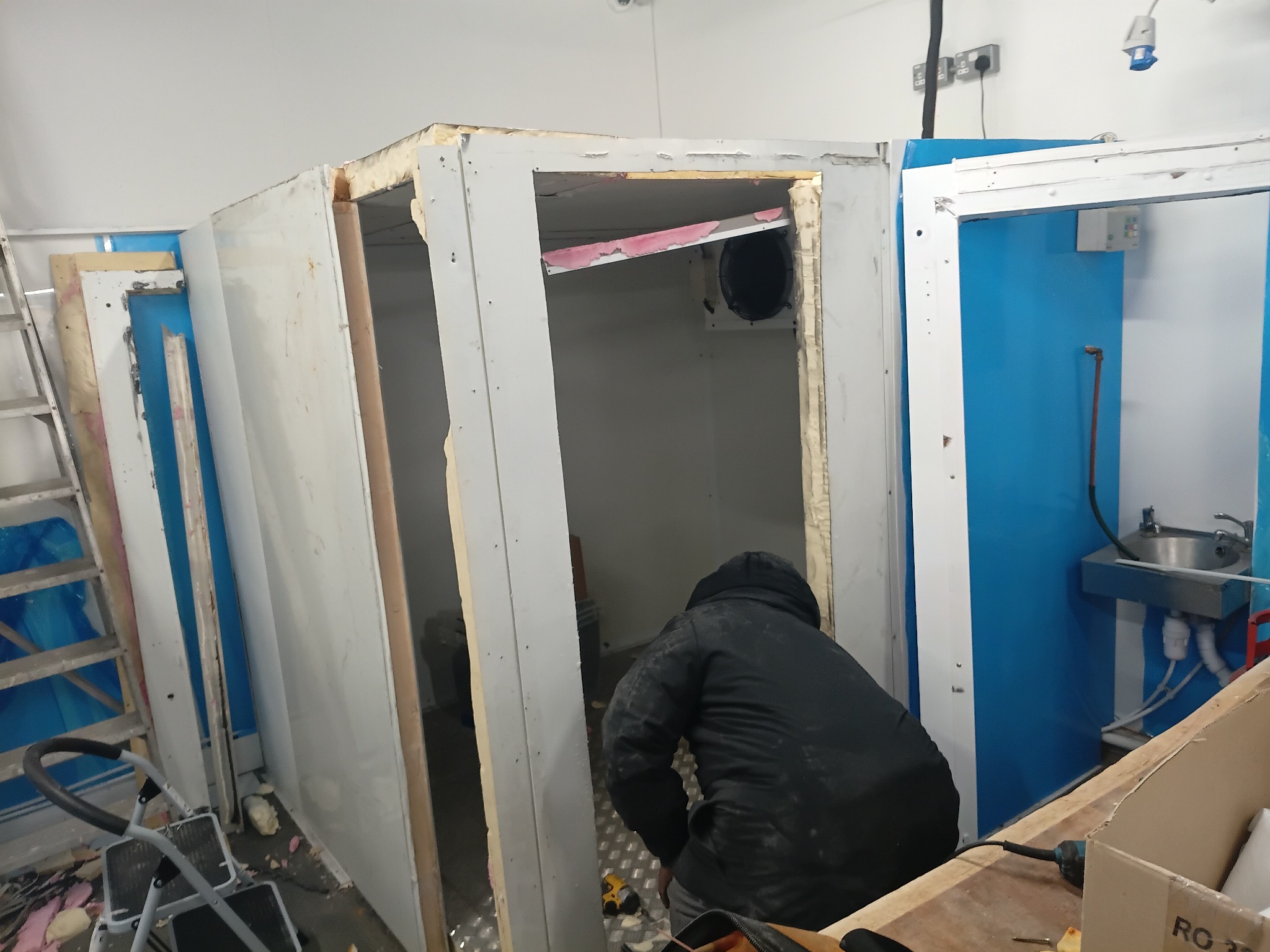 Cold room preparation before rebuild